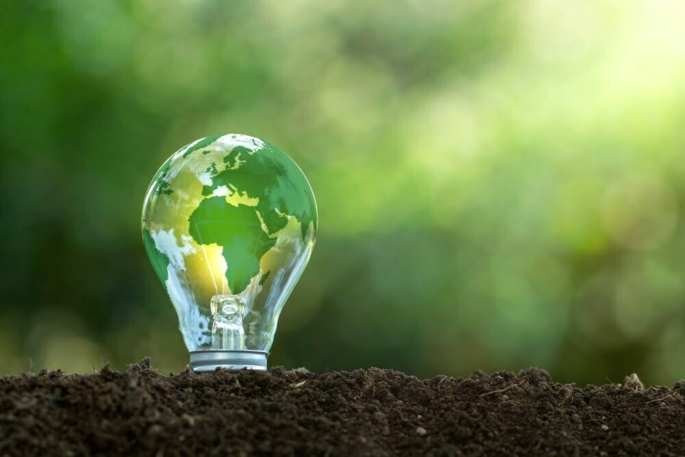 renewable energy benefits world